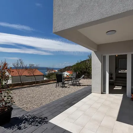 L & B Holiday home
