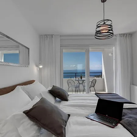 L & B Holiday home *