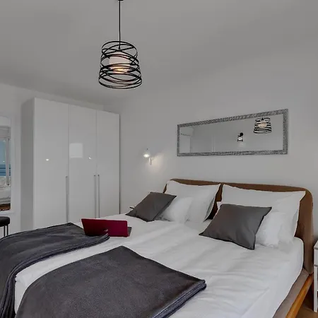 Holiday home L & B *