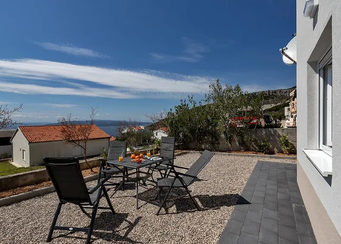 בית נופש L & B מאקרסקה